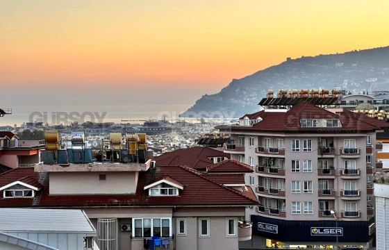 Просторный дуплекс 3+1 с видом на крепость, 230 кв.м Алания, Буюкасбахче. в Турции - фото 3