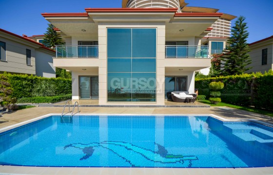 Шикарная вилла в Каргыджаке 4+1 с восхитительными видами и собственной инфраструктурой, 300 м2 в Турции - фото 5