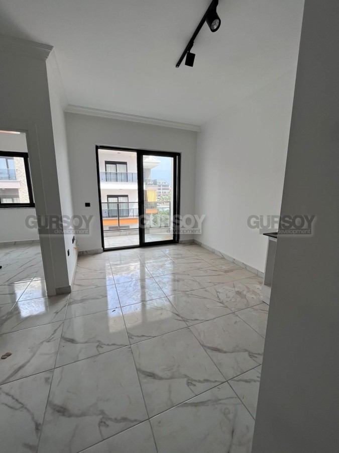 Новая квартира 1+1 с видом на горы в комплексе с отличной локацией в Оба, 40 м2 в Турции - фото 1