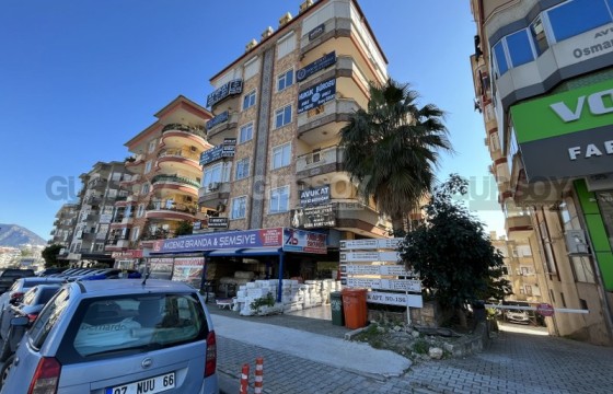 Квартира 3+1 с красивым видом на горы в центре Алании, 200 м2 в Турции - фото 1