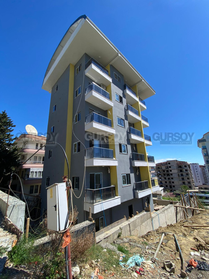 Квартира 1+1 в комплексе в 800 метрах от моря в Авсалларе, 40 м2 в Турции - фото 1