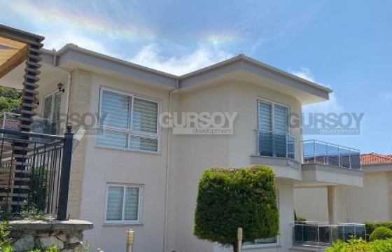 Панорамная двухэтажная вилла 3+1, общей площадью 215 м2, в престижном районе Аланьи - Бекташ в Турции - фото 3