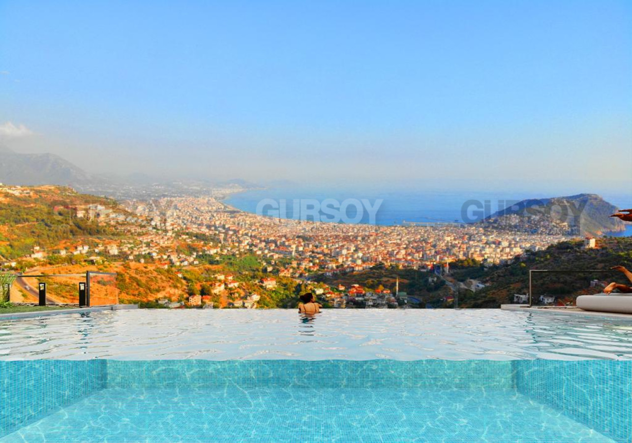 Современные виллы с  видом на море и город. Район Тепе. в Турции - фото 1