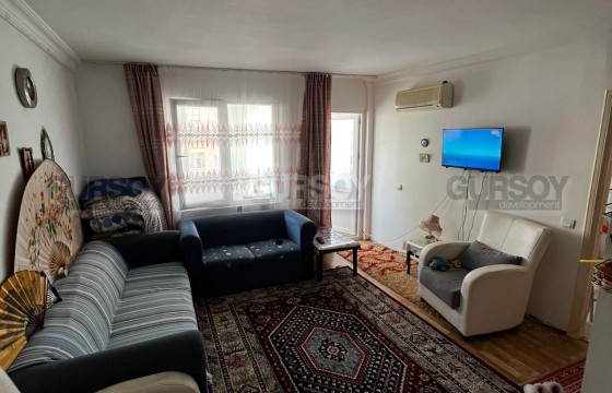 Доступная по цене квартира с мебелью и бытовой техники, в 400 метрах от моря, в центре района Махмутлар в Турции - фото 3