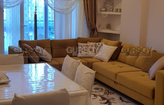 Светлая, уютная квартира 1+1, в благоустроенном жилом комплексе, в центре района Махмутлар в Турции - фото 3