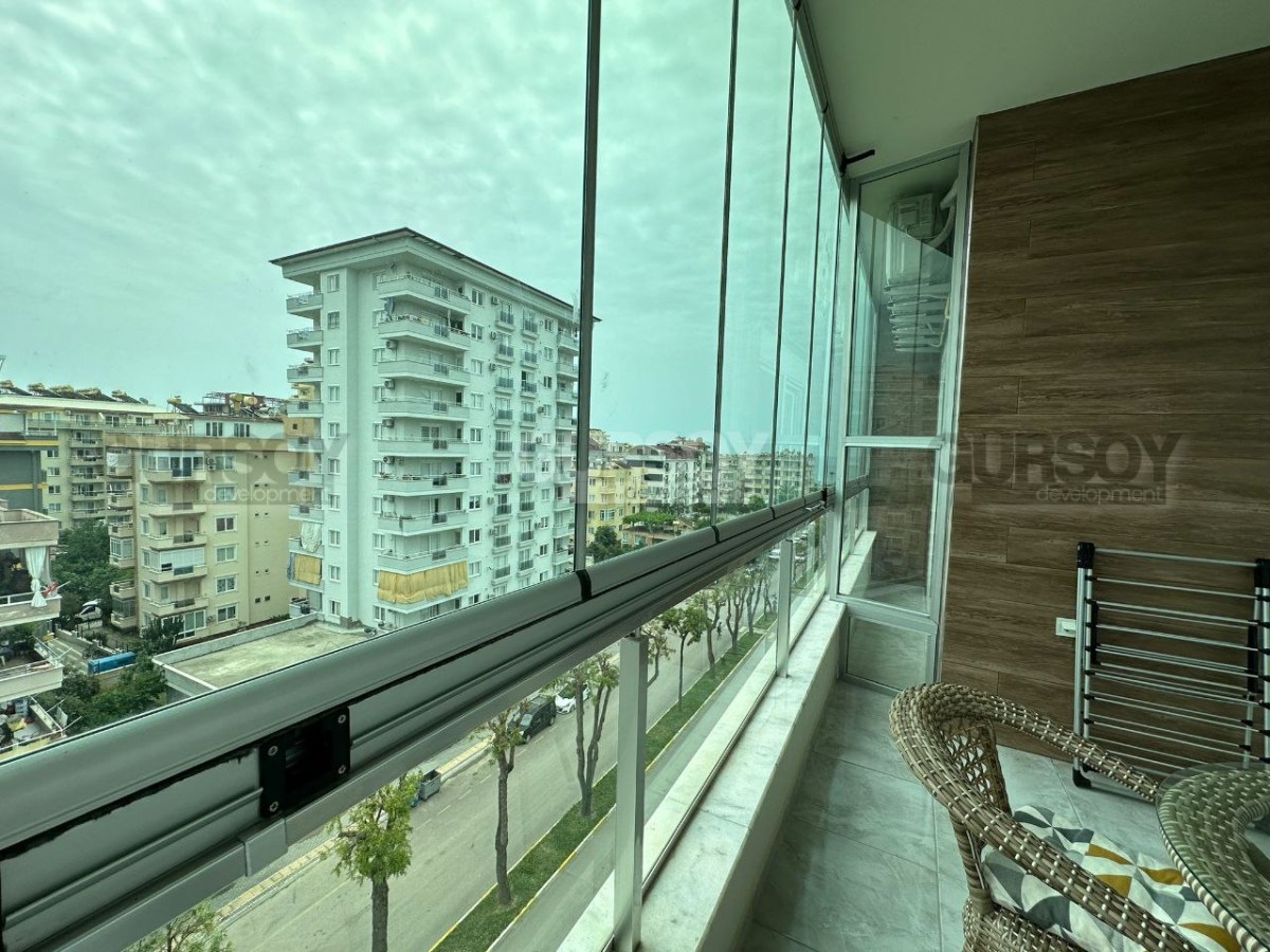 Стильная, новая квартира 2+1, общей площадью 120м2, на 7-м этаже, в трех минутах ходьбы от пляжа в Турции - фото 1
