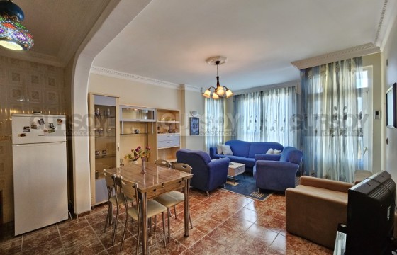 Благоустроенная квартира 2+1, на площади 90 м2, на первой линии от моря, в центре района Кестель в Турции - фото 5