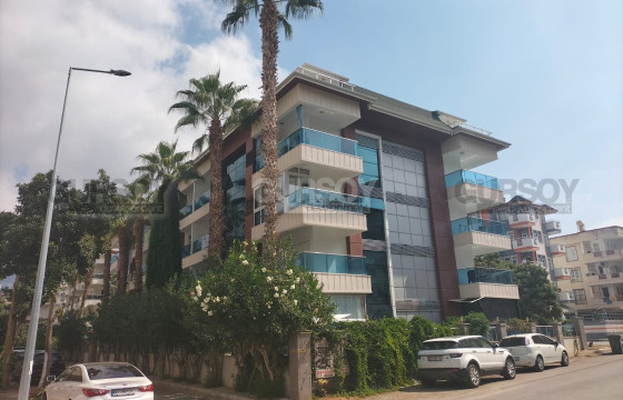 Шикарный дублекс 4+1, 220м2 в самом центре Алании. До пляжа Клеопатры 250м. в Турции - фото 1