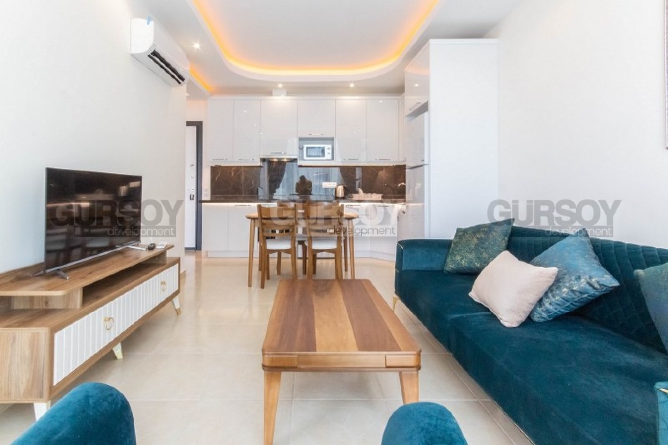 Комфортабельная квартира с мебелью и бытовой техникой, в центре популярного района Аланьи - Махмутлар в Турции - фото 1