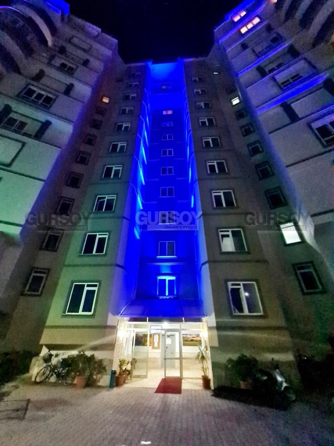 Современная квартира 2+1, с двумя застекленными балконами, на 3-м этаже в благоустроенном жилом комплексе, построенном в 2012 году в Турции - фото 1