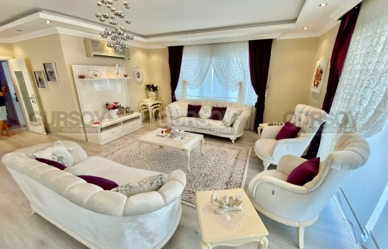 Панорамная двухуровневая квартира с видом на море, на 8-м этаже, в 500 метрах от пляжа в Турции - фото 3