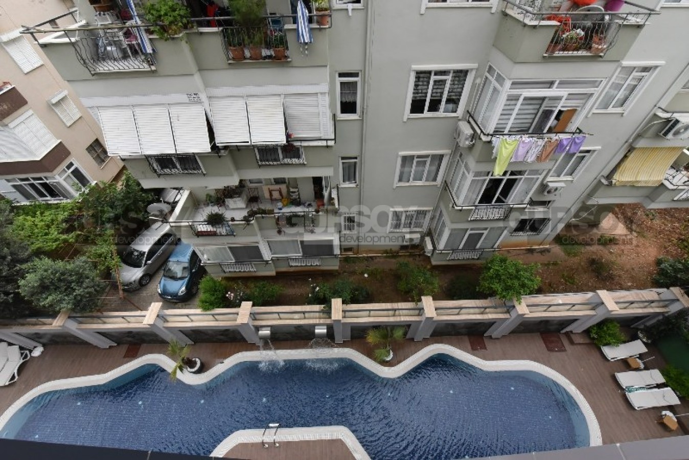 Продажа меблированной квартиры, планировки 1+1, в самом центре Алании в Турции - фото 1
