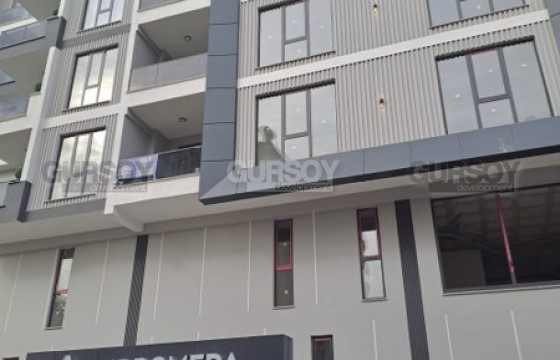 Готовый комплекс с апартаментами различных планировок близко к пляжу Кейкубат в Турции - фото 4