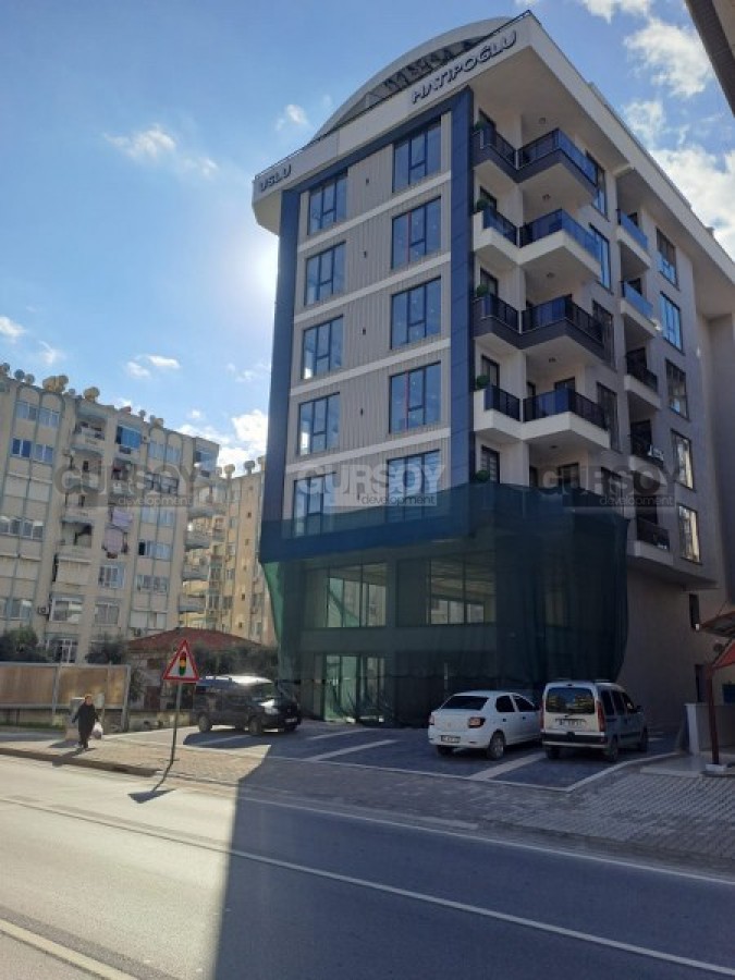 Готовый комплекс с апартаментами различных планировок близко к пляжу Кейкубат в Турции - фото 1