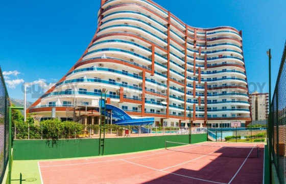 Квартира с мебелью и техникой в известном комплексе, район Махмутлар в Турции - фото 1