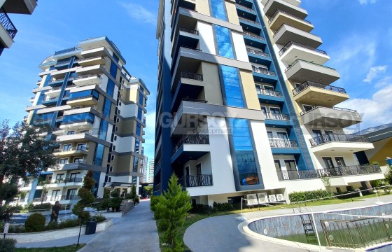 Квартира 1+1 с мебелью и техникой в комплексе премиум-класса в Турции - фото 1