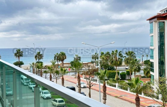 Уютная меблированная квартира с видом на море в районе Кестель в Турции - фото 1