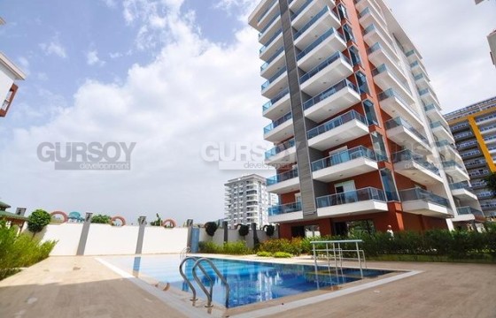 Двухкомнатная квартира с мебелью в районе Махмутлар по очень выгодной цене в Турции - фото 1