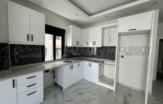 Новая двухкомнатная квартира в районе Махмутлар в Турции - фото 5