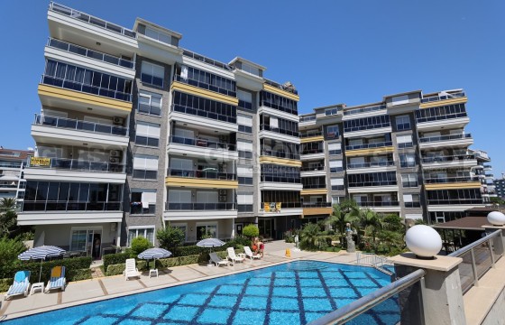 Чудесная квартира 1+1 в 30 метрах от моря в Турции - фото 1