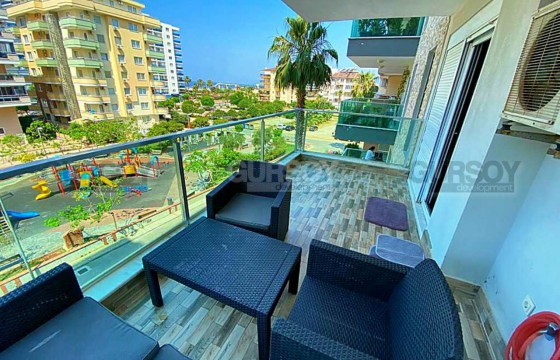 Большая двухкомнатная квартира в 150 метрах от моря по привлекательной цене в Турции - фото 2