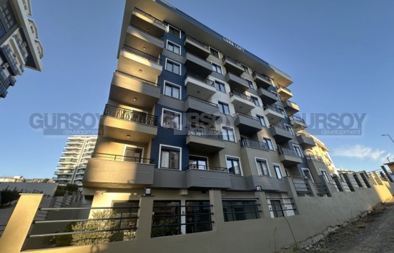 Прекрасная двухкомнатная квартира в районе Махмутлар в Турции - фото 1