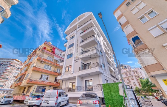 Двухкомнатная квартира в новом жилом комплексе в центре Алании в Турции - фото 1