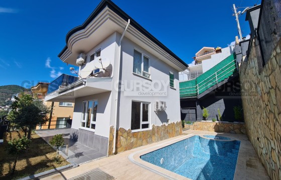 Уютная меблированная вилла формата 2+1 в Бекташе: идеальный вариант для получения гражданства Турции в Турции - фото 3