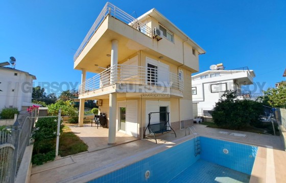 Меблированная вилла всего в 150 метрах от пляжа в Турции - фото 2