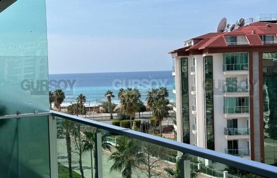 Уютная меблированная квартира с видом на море и горы в районе Кестель всего в 100 метрах от моря в Турции - фото 3