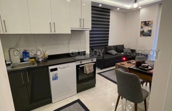 Квартира с мебелью и техникой в комплексе городского типа в открытом районе Оба в Турции - фото 2