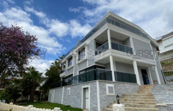 Элегантная вилла 3+1 с панорамным видом на море в живописном Каргыджаке в Турции - фото 8