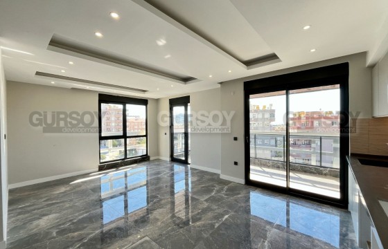 Новый дуплекс с тремя спальными комнатами в центре Алании в Турции - фото 9