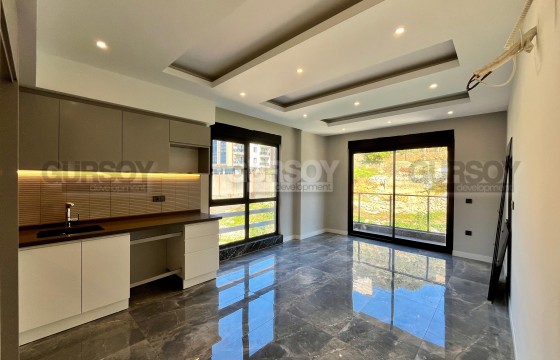 Уютная квартира 1+1 в районе пляжа Клеопатра в новом комплексе в Турции - фото 4