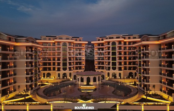 Квартира 4+1, подходящая для гражданства, в новом комплексе с полной инфраструктурой в Турции - фото 1