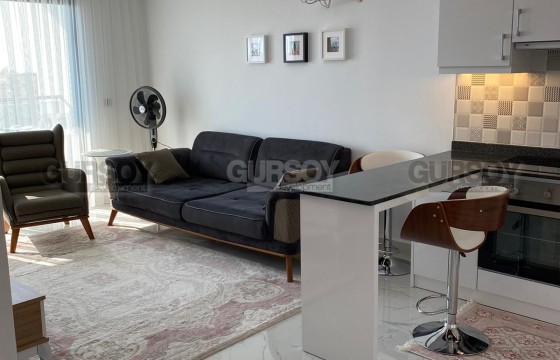 Квартира 1+1 с мебелью и видом на море в районе Махмутлар в Турции - фото 5