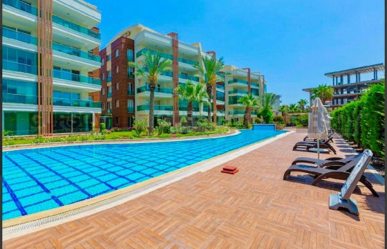 Просторная меблированная квартира 2+1 в районе Оба, Аланья в Турции - фото 2