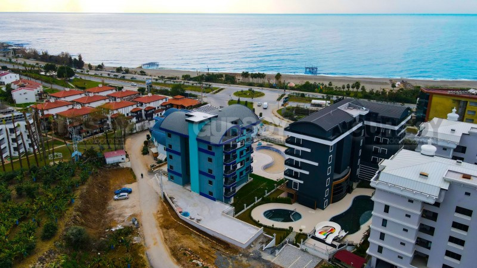 Меблированная квартира 1+1 с видом на море в районе Каргыджак, 56 м2 в Турции - фото 1