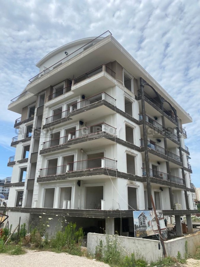 Квартира 1+1 в новом современном комплексе в Махмутларе, 55 м2 в Турции - фото 1