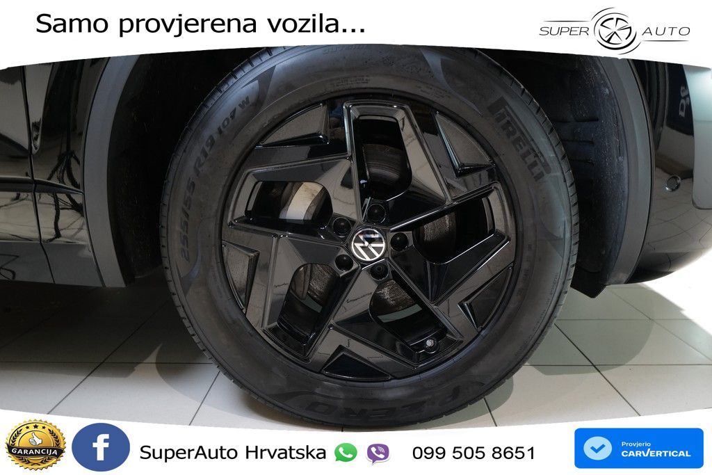 VW Touareg 3.0 TDI V6 4M Aut. Elegance 231 KS, MATRIX+ACC+GR SJED+KAM+PDC+ZRAČNI