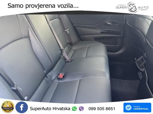 Lexus ES 300h 2.0L Aut. Business 197 KS, LED+ACC+VIRT+GR SJED+KAM+PARK