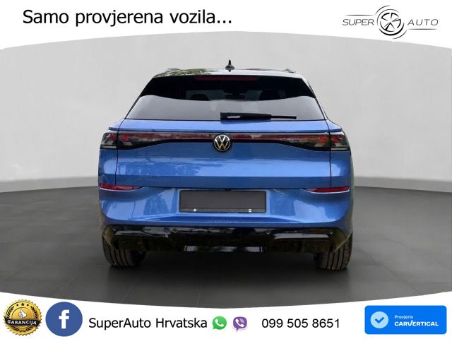 VW T-Roc 1.5 eTSI DSG R-Line 150 KS, PANO+360+ACC+GR SJED
