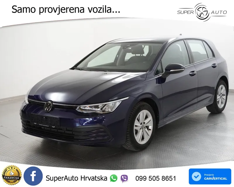 VW Golf 8 1.0 eTSI DSG Life 110 KS, ACC+LED+KAM+GR SJED+VIRT+ASIST