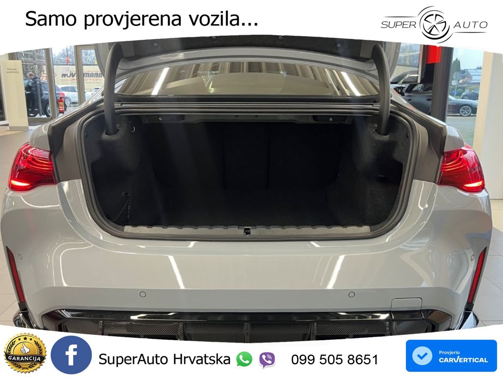 BMW M4 CS 3.0 (550 KS) xDrive Steptronic