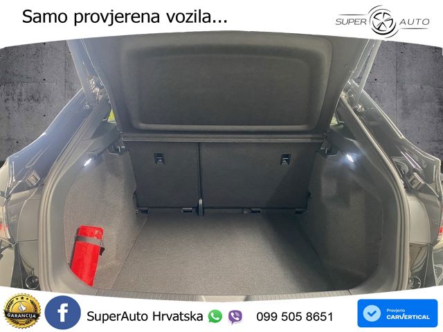 Volkswagen ID.5 Pure 55 kWh (170 KS) LED+GR SJED+ACC