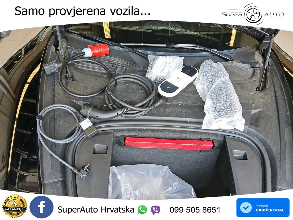 Porsche Taycan Sport Turismo Performance Plus 93.4 kWh (476 KS)
