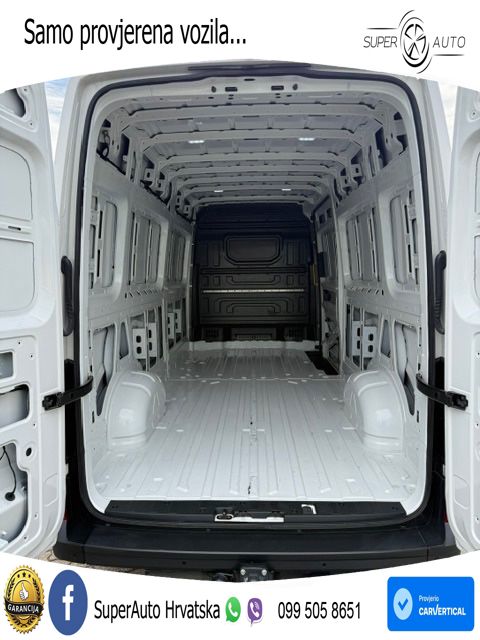 VW Crafter LED+GR SJED+ACC