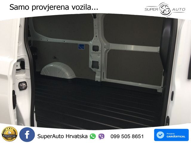 Ford Transit 150 KS
