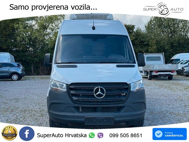 Mercedes-Benz Sprinter 150 KS
