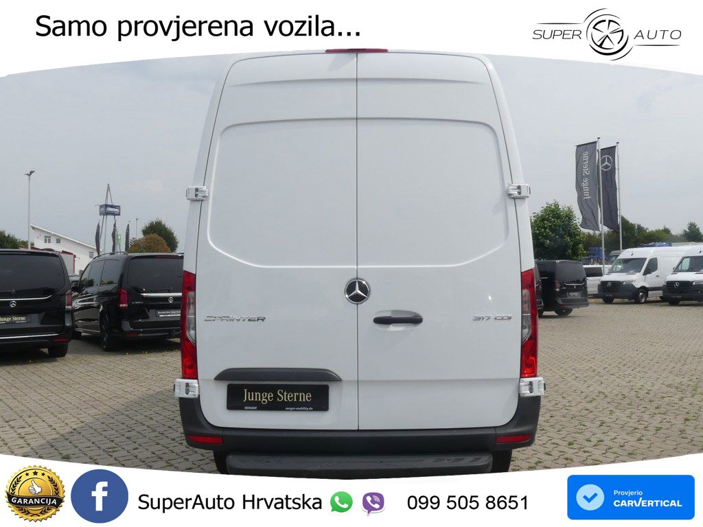 Mercedes-Benz Sprinter